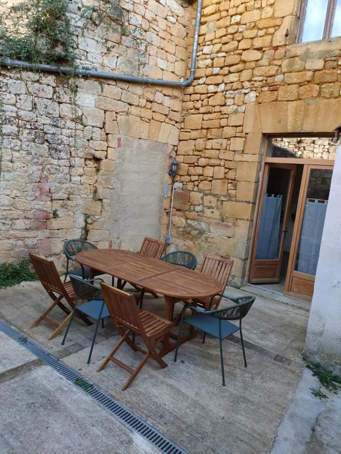Maison De Caractere Au Coeur De La Cite Medievale De Gourdon Εξωτερικό φωτογραφία